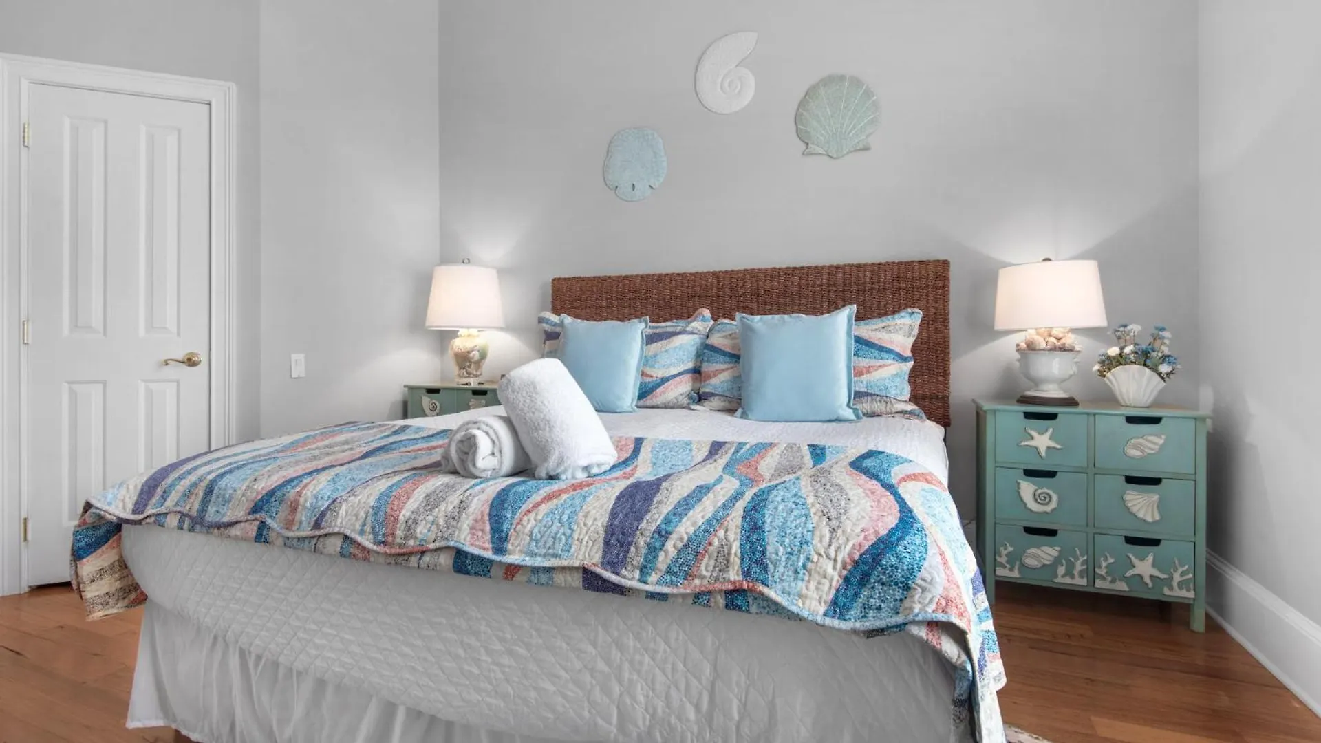 Emerald Pearl Destin